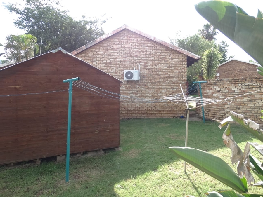 3 Bedroom Property for Sale in Geelhoutpark North West